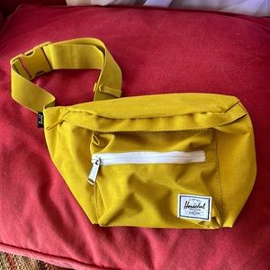 Herschel Supply Co. Seventeen Hip Pack